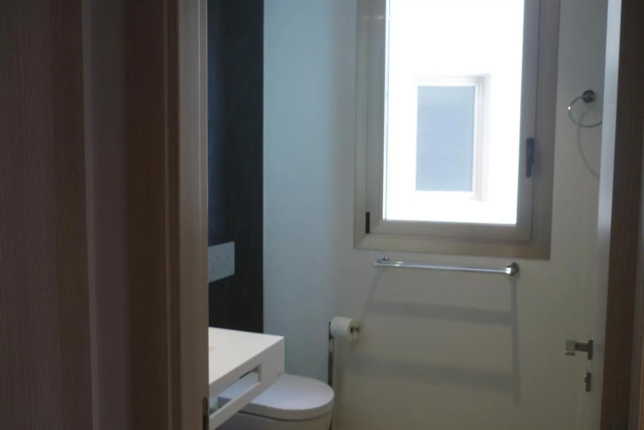 Luxury Sea View Apt Fuengirola Seafront El Faro Spain