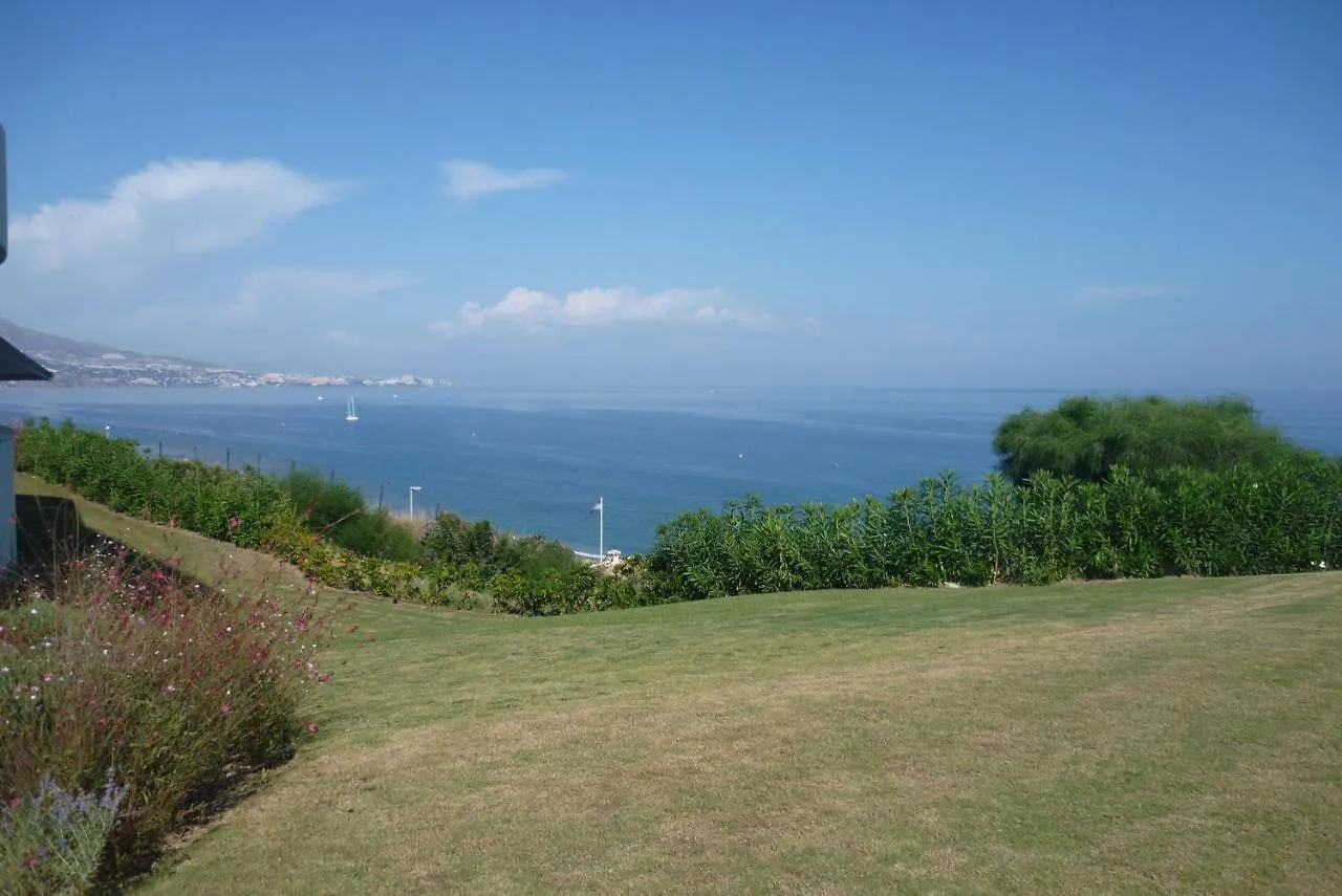 Luxury Sea View Apt Fuengirola Seafront El Faro Apartment